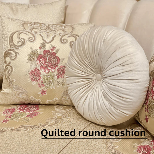 Embroidered flower motive cushion set