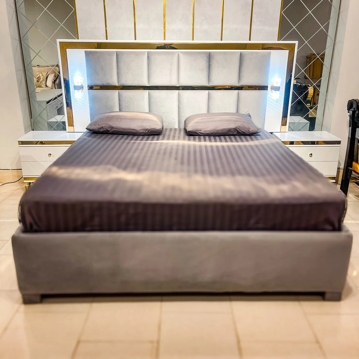 Brass X-3 Bed